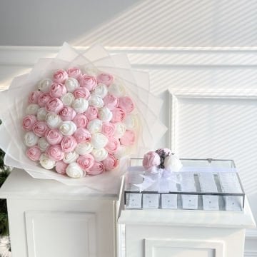 2'li Set-Solmayan Peyaz Pembe Şakayıklı İsteme Çiçeği & İsteme Çikolatası