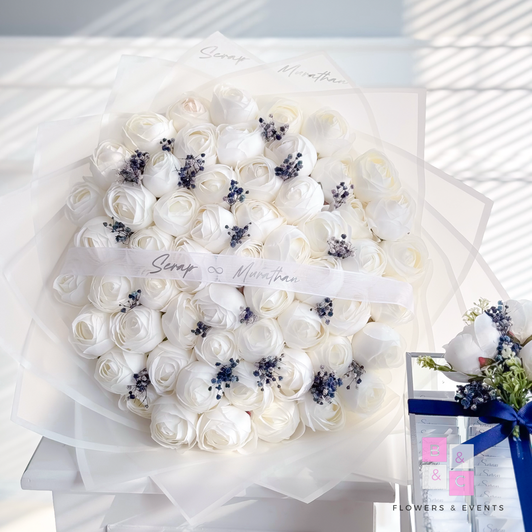 Lacivert Süslemeli Solmayan Şakayıklı Büyük Boy İsteme Çiçeği