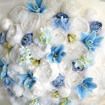 2'li Set-Mavi Lilyum ve Solmayan Şakayıklı İsteme Çiçeği&İsteme Çikolatası