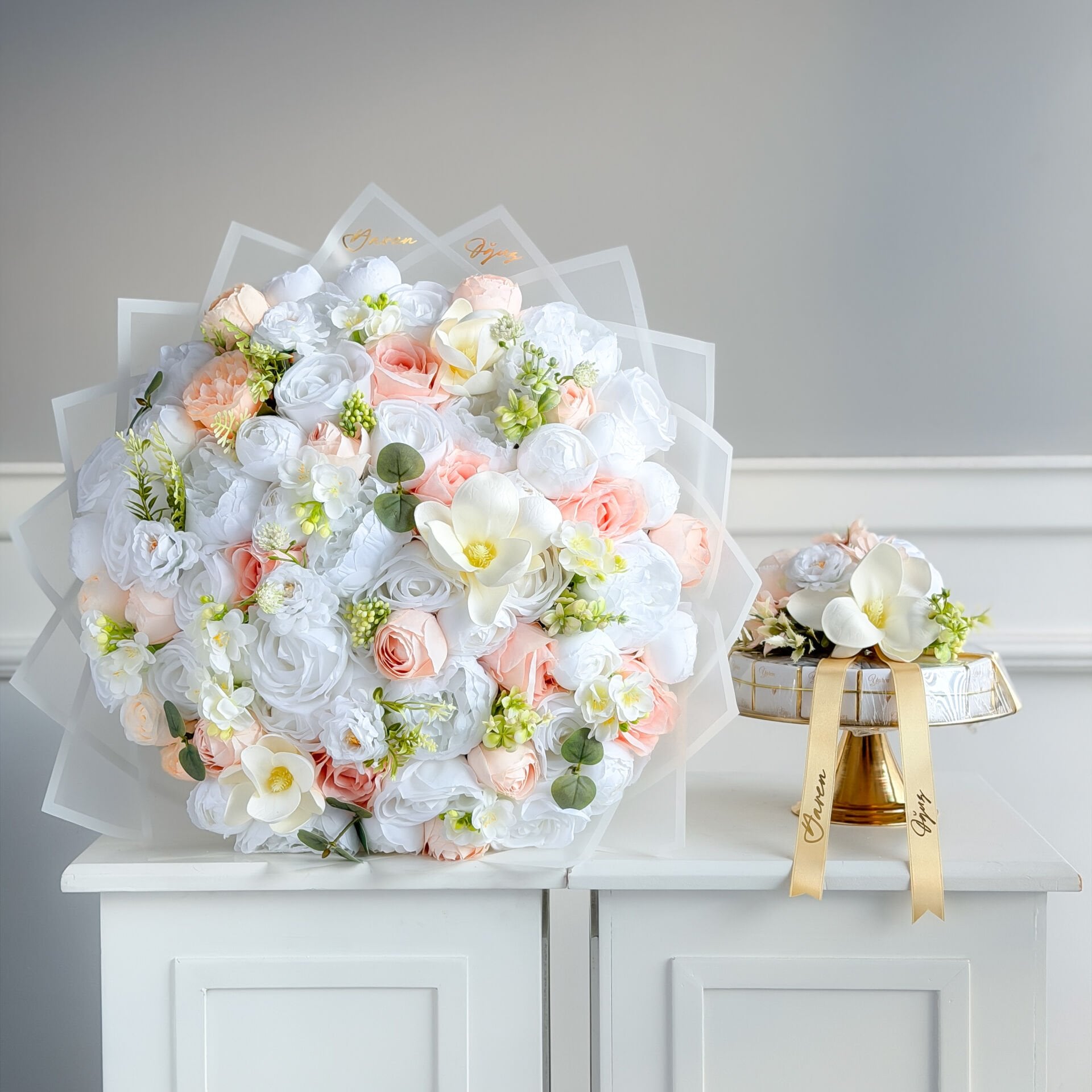 2'li Set - Manolya ve Solmayan Şakayıklı İsteme Çiçeği&İsteme Çikolatası