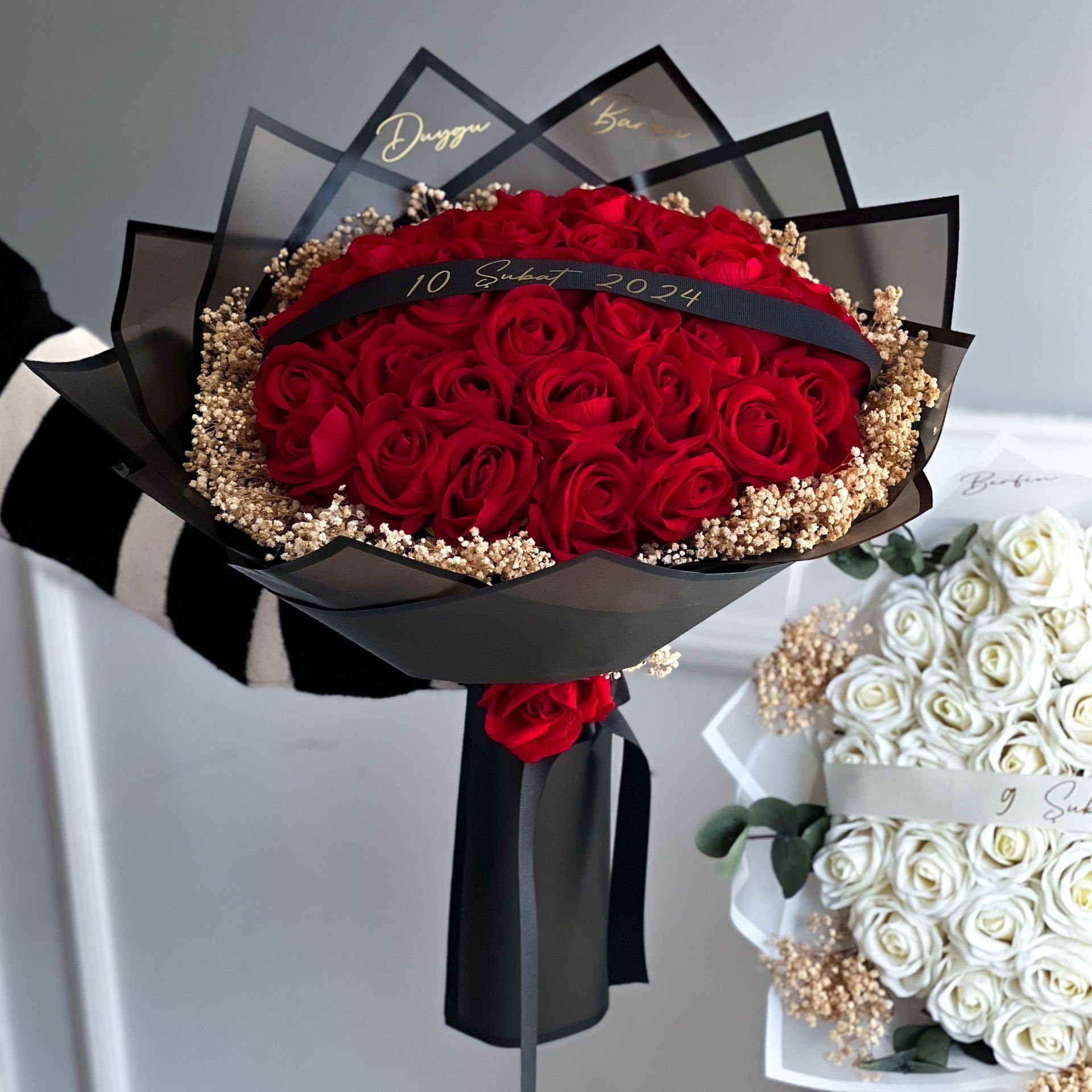 2'li set - Orta Boy İsteme Çiçeği ve İsteme Çikolatası